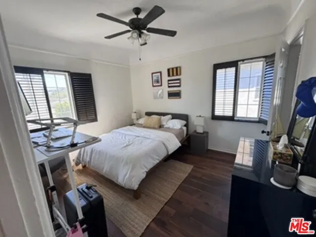 1425 S Curson Avenue, Los Angeles, California 90019