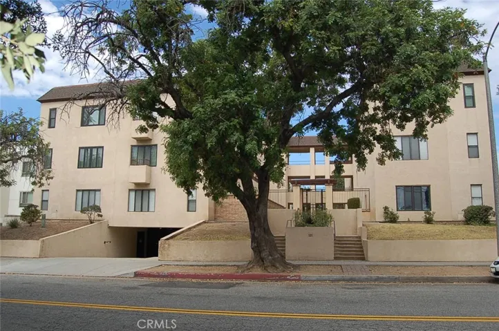 121 S Wilson 103, Pasadena, California 91106