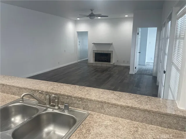 121 S Wilson 103, Pasadena, California 91106