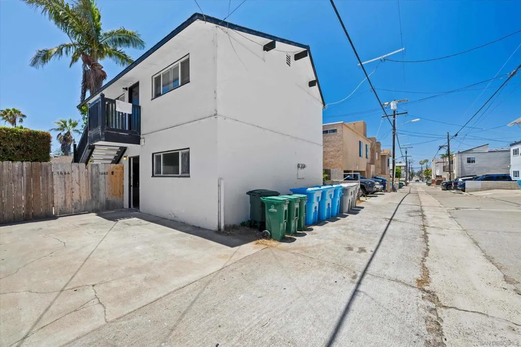 1460 64 Grand Ave, San Diego, California 92109 — photo 5