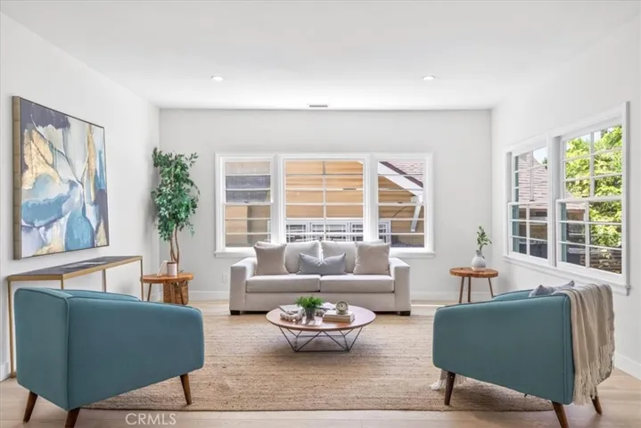 1636 N Sierra Bonita Avenue, Los Angeles, California 90046