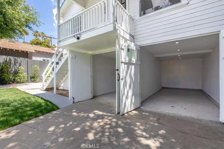 1636 N Sierra Bonita Avenue, Los Angeles, California 90046