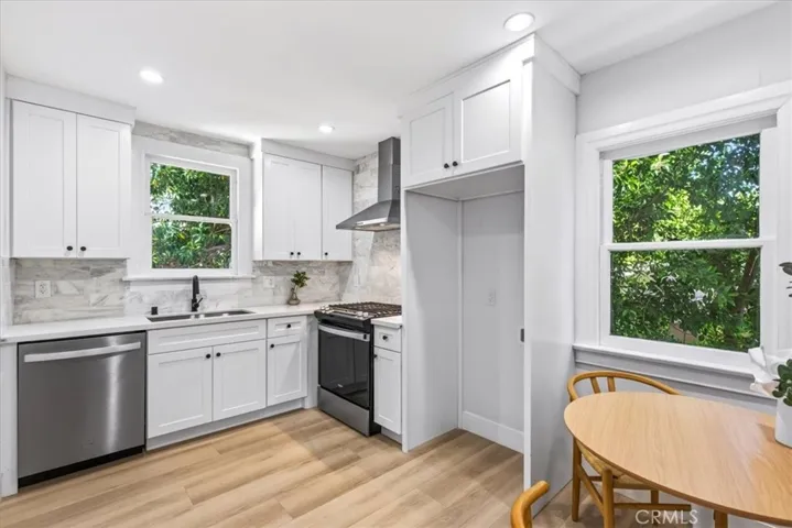 1636 N Sierra Bonita Avenue, Los Angeles, California 90046