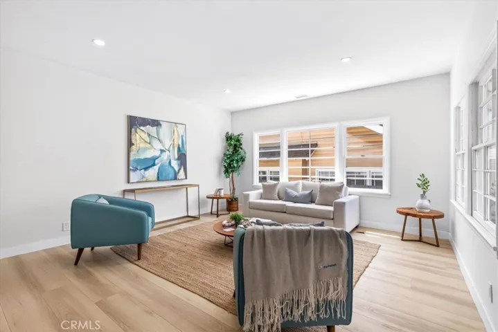1636 N Sierra Bonita Avenue, Los Angeles, California 90046