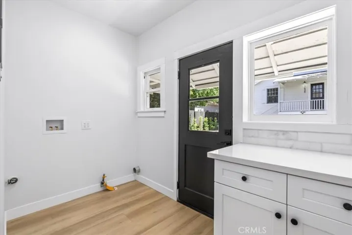 1636 N Sierra Bonita Avenue, Los Angeles, California 90046