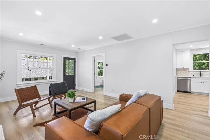 1636 N Sierra Bonita Avenue, Los Angeles, California 90046