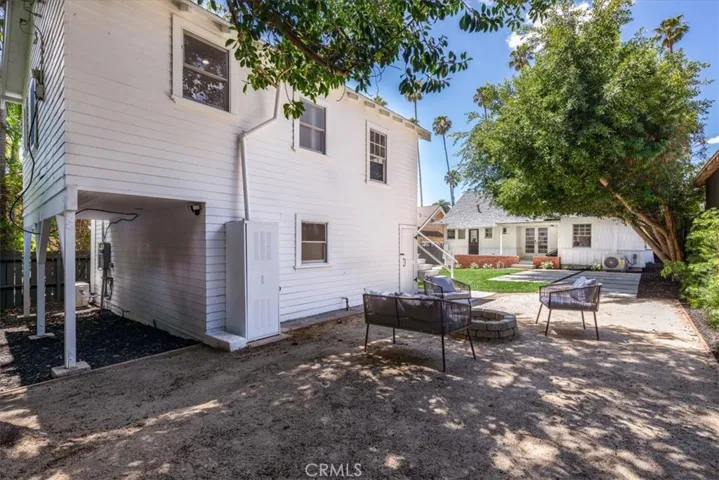 1636 N Sierra Bonita Avenue, Los Angeles, California 90046