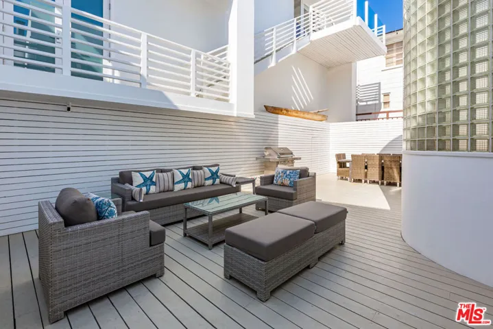 25212 Malibu Road, Malibu, California 90265