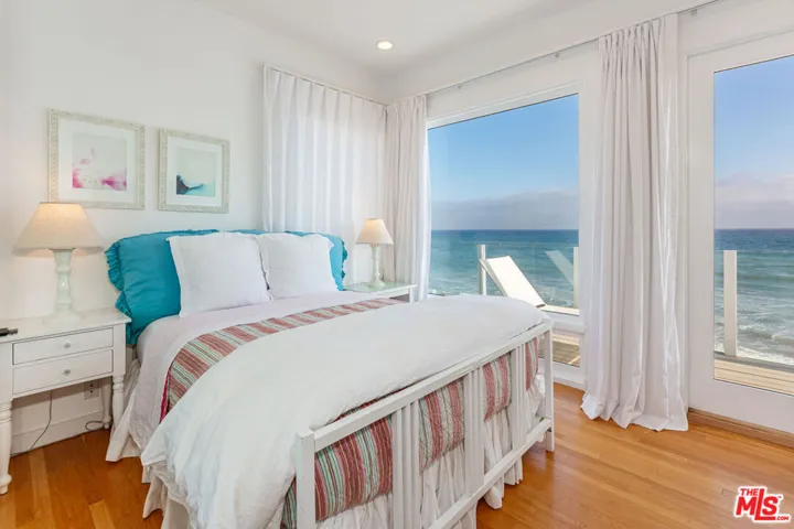 25212 Malibu Road, Malibu, California 90265
