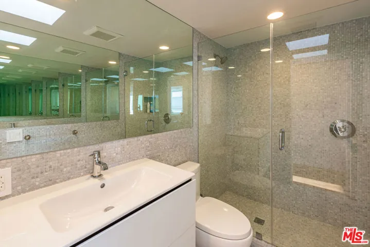 25212 Malibu Road, Malibu, California 90265