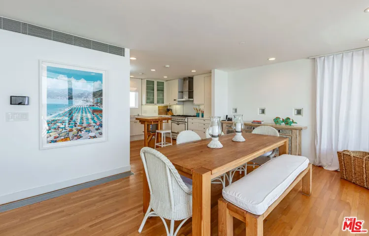 25212 Malibu Road, Malibu, California 90265