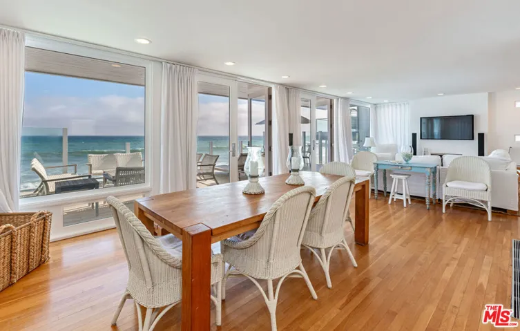 25212 Malibu Road, Malibu, California 90265