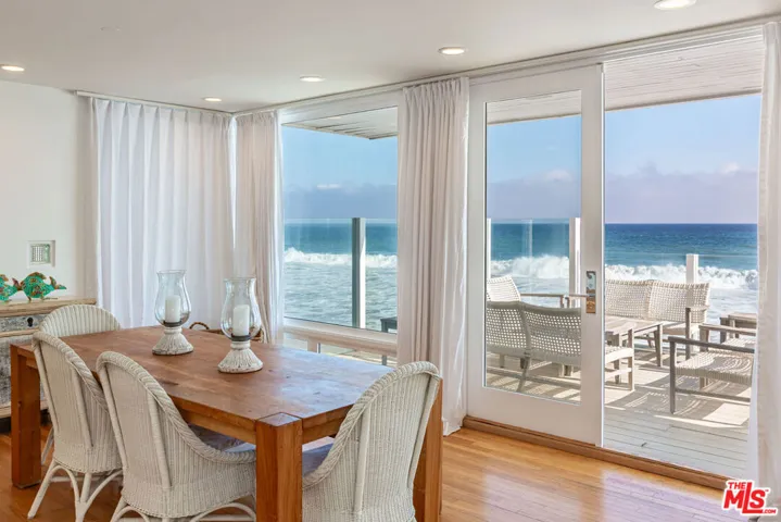 25212 Malibu Road, Malibu, California 90265