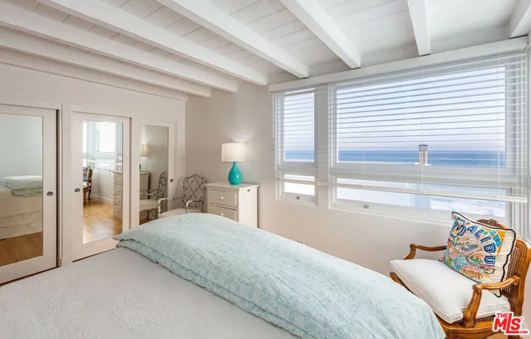 25212 Malibu Road, Malibu, California 90265