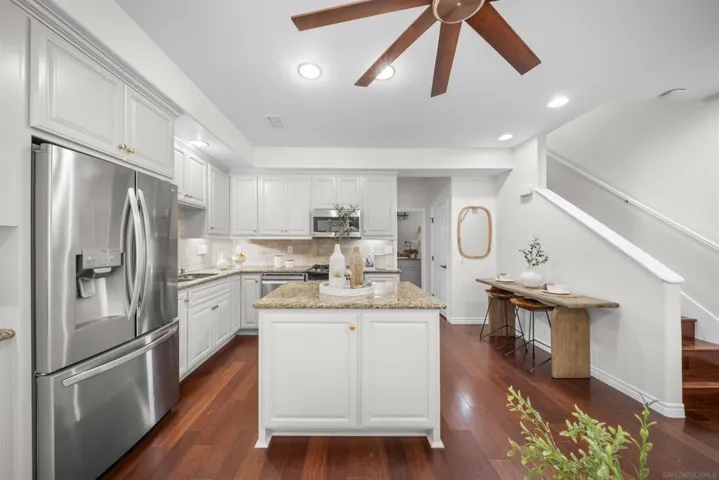 1927 Felspar, San Diego, California 92109