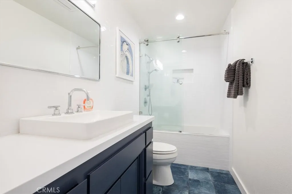 Bathroom #2
