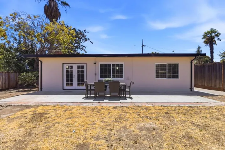 1827 Stevens Avenue, East Palo Alto, California 94303