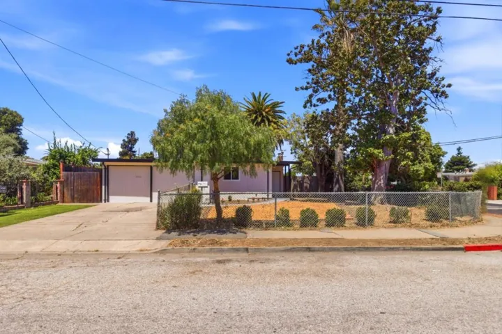 1827 Stevens Avenue, East Palo Alto, California 94303