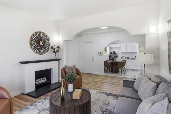 1827 Stevens Avenue, East Palo Alto, California 94303