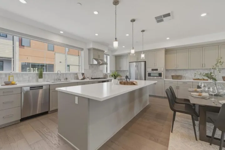15506 Sackett Court, Los Gatos, California 95032