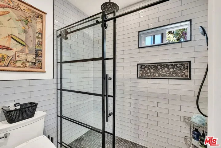 10405 Hillhaven Avenue, Los Angeles, California 91042