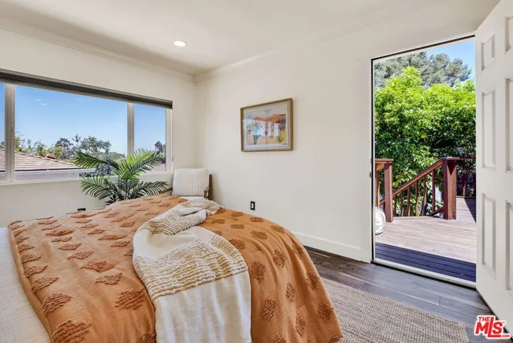 10405 Hillhaven Avenue, Los Angeles, California 91042