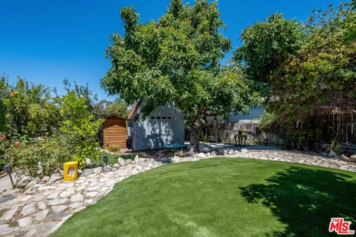 10405 Hillhaven Avenue, Los Angeles, California 91042