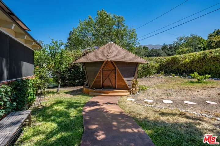 10405 Hillhaven Avenue, Los Angeles, California 91042