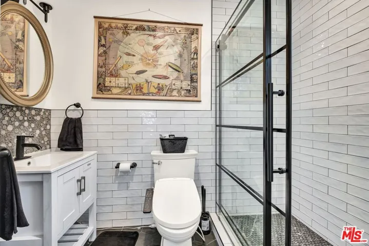 10405 Hillhaven Avenue, Los Angeles, California 91042