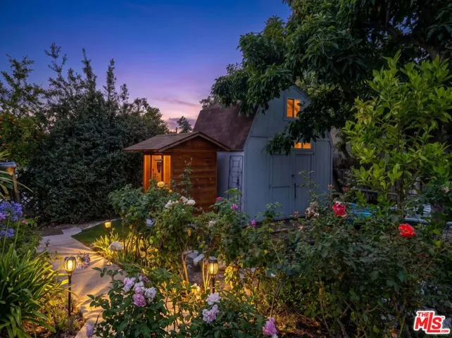 10405 Hillhaven Avenue, Los Angeles, California 91042