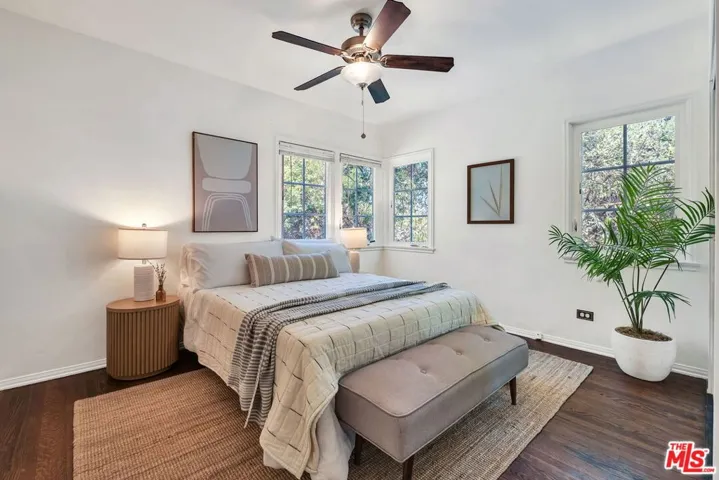 10405 Hillhaven Avenue, Los Angeles, California 91042
