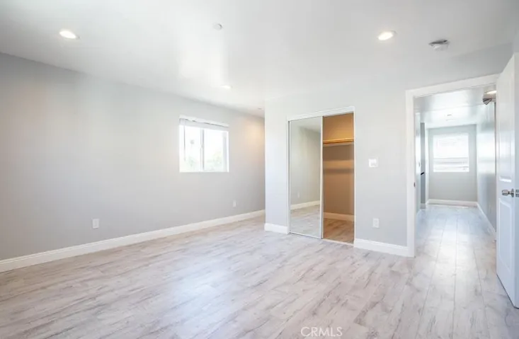 2125 S West View, Los Angeles, California 90016