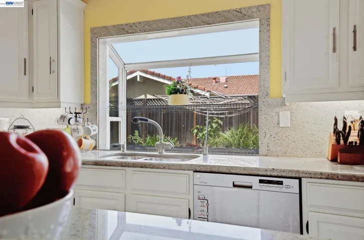 32219 Allison Dr, Union City, California 94587