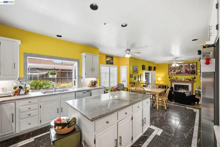 32219 Allison Dr, Union City, California 94587