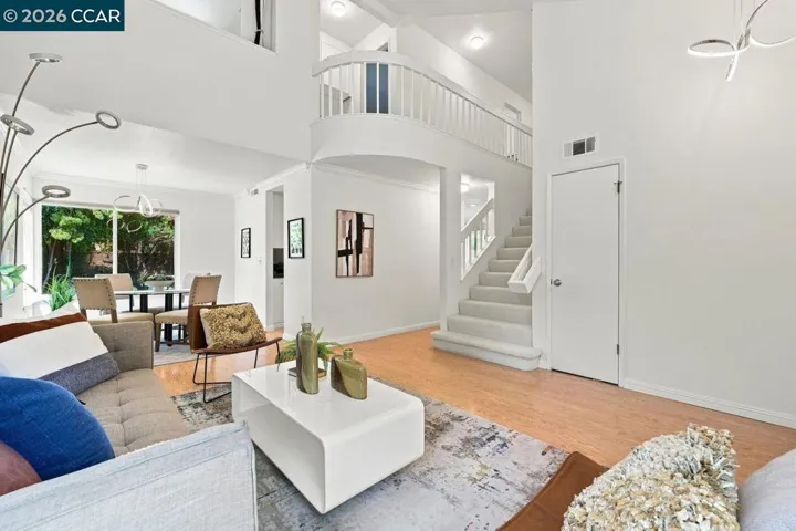 364 Flaming Oak Dr, Pleasant Hill, California 94523 — photo 4