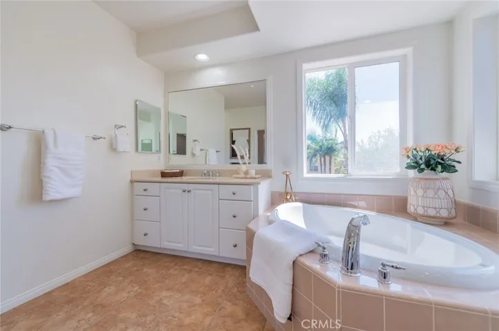 36 Trailing Ivy, Irvine, California 92620