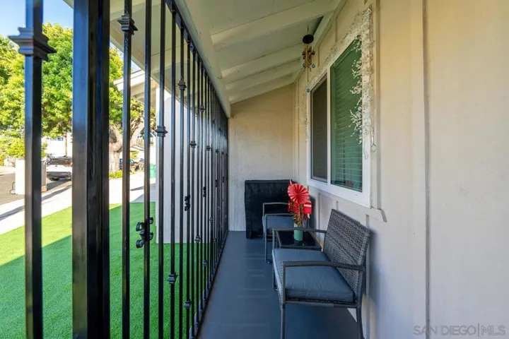 2458 Calle Tortuosa, San Diego, California 92139