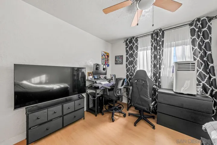 2458 Calle Tortuosa, San Diego, California 92139