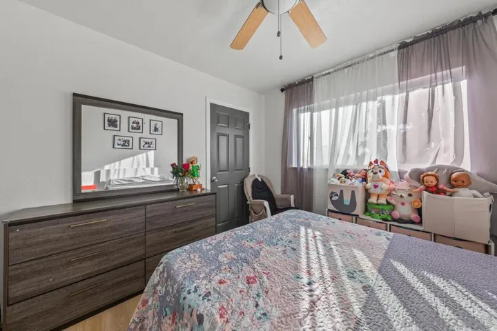 2458 Calle Tortuosa, San Diego, California 92139
