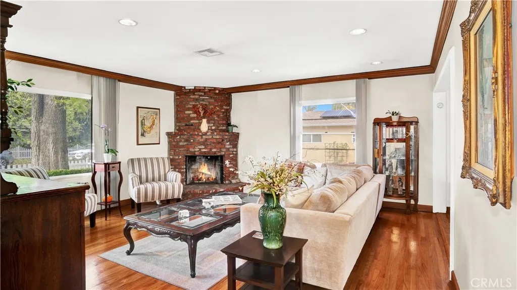 5734 Norwich, Sherman Oaks, California 91411 — photo 4