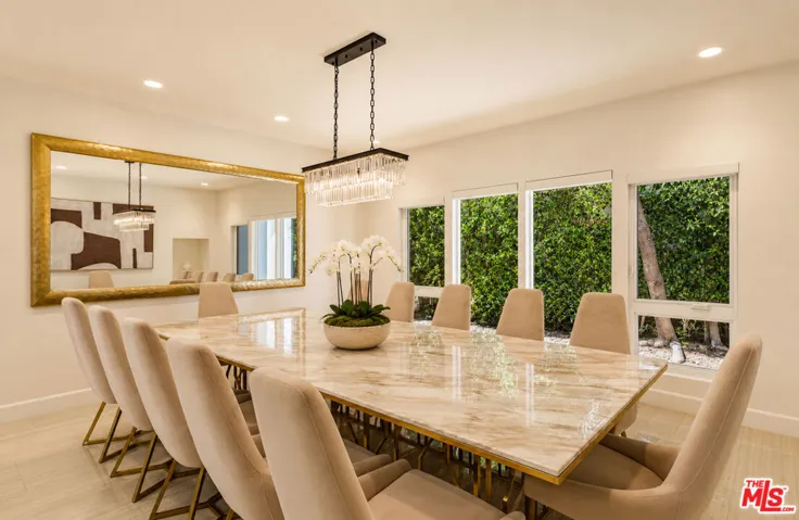 703 N Maple Drive, Beverly Hills, California 90210