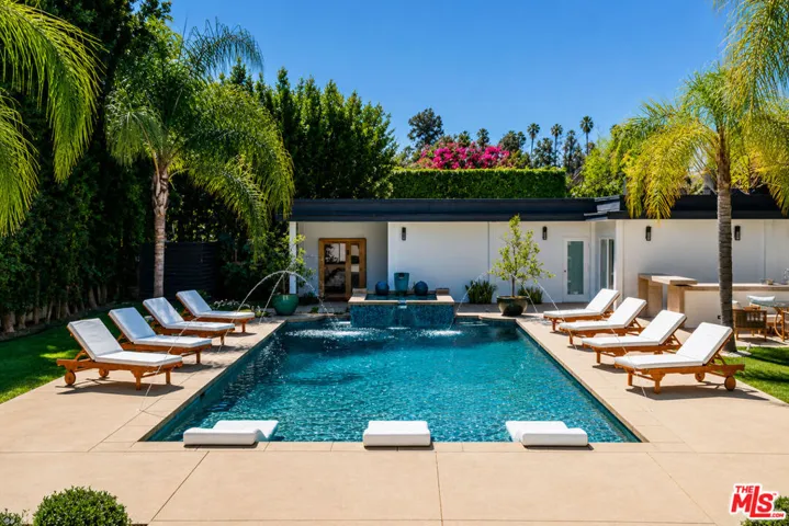 703 N Maple Drive, Beverly Hills, California 90210
