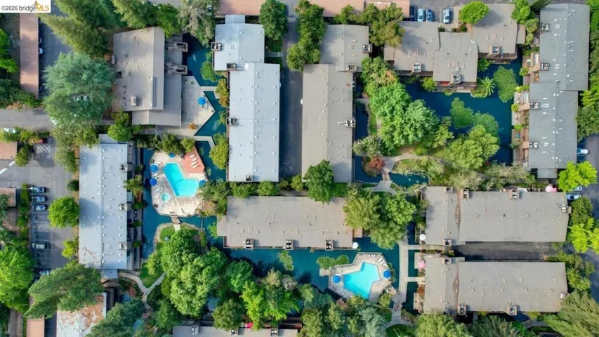 2400 Larkspur Ln Apt 264, Sacramento, California 95825