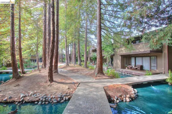 2400 Larkspur Ln Apt 264, Sacramento, California 95825