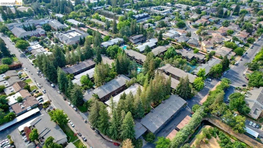 2400 Larkspur Ln Apt 264, Sacramento, California 95825