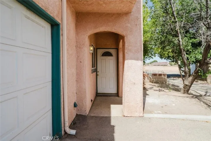 2320 E Avenue Q4 23, Palmdale, California 93550