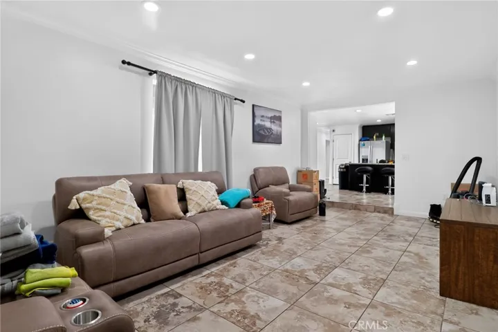 2885 Demeter, Jurupa Valley, California 92509
