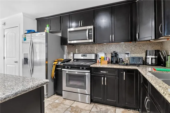 2885 Demeter, Jurupa Valley, California 92509