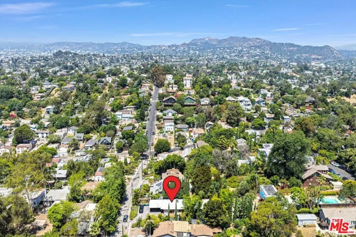 1547 Cerro Gordo Street, Los Angeles, California 90026