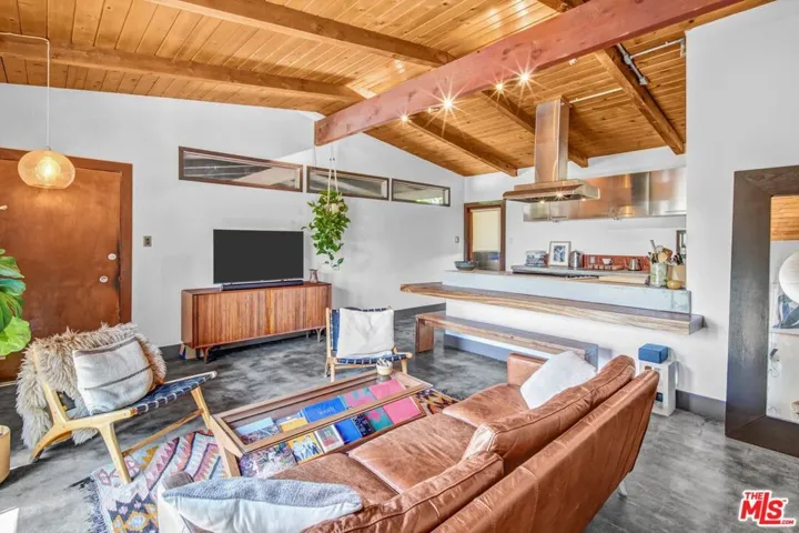1547 Cerro Gordo Street, Los Angeles, California 90026